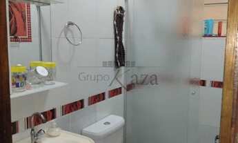 Imagem 3: Casa - Vila Machado - Jacareí - 2 Dormitórios - churrasqueira - 2 Vagas de Garagem