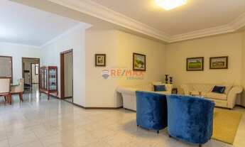 Imagem 3: Casa em condomínio no CENTRO c/ 607m²