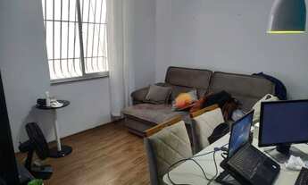 Imagem 2: Apartamento com 2 dormitórios à venda, 78 m² por R$ 380.000,00 - Icaraí - Niterói/RJ