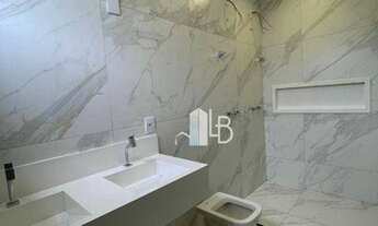 Imagem 7: Casa no Golden Village com três suítes