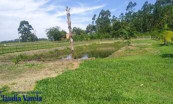 Imagem 5: Fazenda/Sítio/Chácara para venda possui 170 metros quadrados com 4 quartos