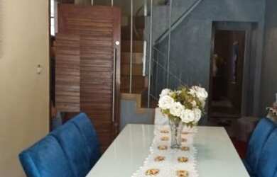 Imagem 2: Atenção investidores Excelente Sobrado Comercial ou Residencial