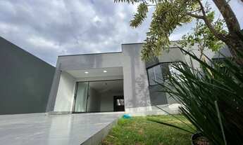 Imagem 2: Lote de 400m² com 2 casas para venda com 2 e 3 quartos