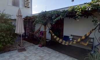 Imagem 2: CASA A VENDA NO CENTRO DE CAMBORIÚ COM EXCELENTE ÁREA DE LAZER