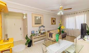 Imagem 2: Apartamento com 2 dormitórios à venda, 65 m² por R$ 299.000,00 - Cristo Redentor - Porto A