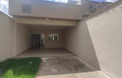 Imagem 4: Casa para venda tem 108 metros quadrados com 3 quartos em Parque das Amendoeiras - Goiânia