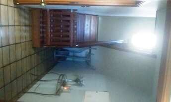 Imagem: CASA COM 250 m², 3 DORMITORIOS SENDO 1