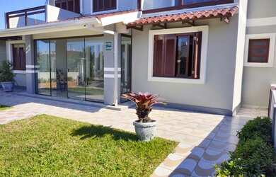 Imagem 7: Sobrado para venda tem 400 metros quadrados com 6 quartos em Atlantida Sul - Osório - RS