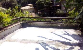 Imagem 4: Casa 5 quartos em Itacoatiara sendo 3 suítes