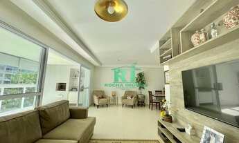 Imagem: Apartamento alto padrão, decorado, varanda