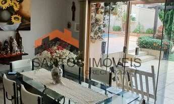 Imagem 6: Casa com 4 Dormitórios sendo um suíte - Vila Souto - Bauru/SP