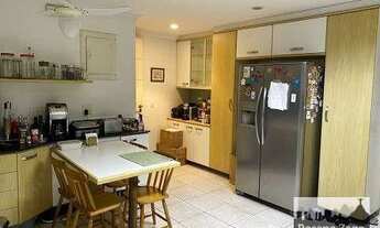 Imagem 5: Rosane Zago e especialista em imóveis em São Conrado