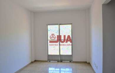 Imagem 2: Apartamento com 2 Quartos, Sala, Cozinha, 2 Banheiros, Área de Serviço e 1 Vaga Coberta, p