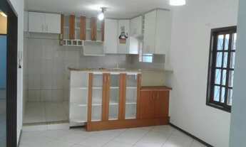 Imagem 4: Casa de alvenaria, bairro Espinheiros - Joinville. com 04 quartos, 02 vagas garagem.m