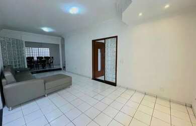 Imagem 6: Alugo casa com piscina na 206 sul (ARSE 22