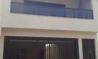 Imagem: Eduardo. CASA EM SÃO PAULO NA ZONA EM