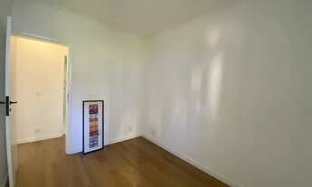 Imagem 3: Apartamento para aluguel possui 83 metros quadrados com 3 quartos em Vila Madalena - São P