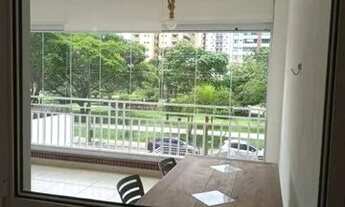 Imagem 3: Apartamento com 2 dormitórios e suíte de frente para a Praça