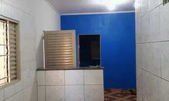 Imagem 2: Casa individual sozinha no lote, próximo ao IEP e novo tático