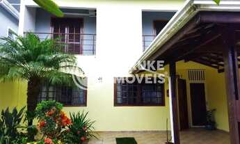 Imagem: Casa clássica mobiliada no Villagio di