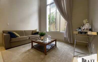 Imagem 3: Casa no Condomínio Damha V com 4 quartos, 8 vagas e 450m²