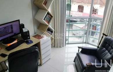 Imagem 3: Apartamento para venda possui 201 metros quadrados com 3 quartos em Pantanal - Florianópol