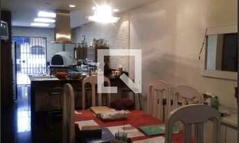 Imagem 2: Casa à Venda - Castelo, 3 Quartos, 589 m2