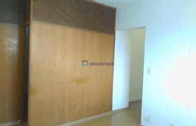 Imagem 6: Apartamento ao lado da estação Saúde do Metrô