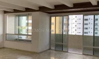 Imagem 1: Apartamento com 4 quartos em 200m² com 2 vagas de garagem