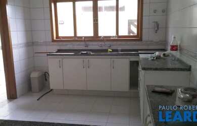 Imagem 6: CASA ASSOBRADADA - CONDOMÍNIO ARUJÁ 5 - SP