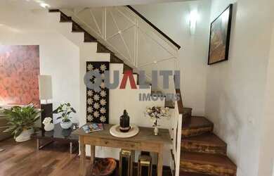 Imagem 2: Casa de condomínio sobrado para venda possui 345 metros quadrados com 4 quartos