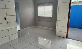 Imagem: Vendo casa recém reformada no parque verde