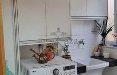 Imagem 6: Casa de condomínio para venda possui 250 metros quadrados com 4 quartos