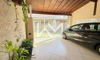 Imagem: Casa à venda com 2 quartos e 2 vagas, Vila