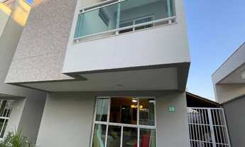 Imagem: Casa duplex em condominio com três suítes