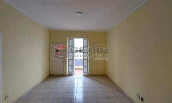 Imagem: Apartamento / Residencial / Catete