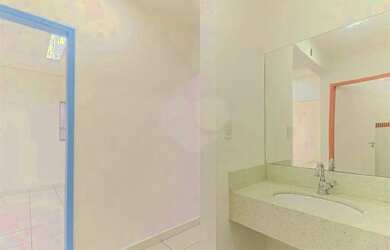 Imagem 4: Prédio inteiro à venda ou para locação em Parque Alves De Lima - SP