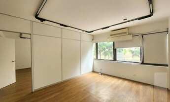 Imagem: Conjunto comercial com ar condicionado em