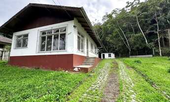 Imagem 1: Casa para Locação em Blumenau, Centro, 3 dormitórios, 1 banheiro, 1 vaga