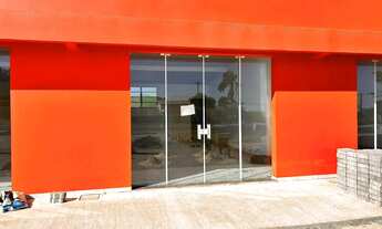 Imagem 4: Lojas comerciais às margens da RS-040 na Estiva Viamão