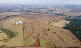 Imagem 7: OPORTUNIDADE! Ágio de Lote Amplo no Condomínio Cristal 1.250m²