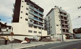 Imagem 7: Cobertura duplex, 3 dormitórios, 1 suíte, sala espaçosa, varanda com churrasqueira