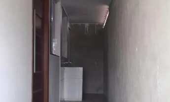 Imagem 7: VENDO CASA( PRECISO DESMEMBRAR)DESCONTO NO VALOR. SEGUNDO ANDAR! ENTRADA INDEPENDENTE!