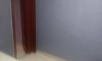 Imagem 7: Alugo uma casa 3comodos ,não é independente.aluguel 700 com água e energia incluso.