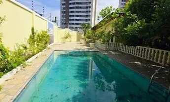 Imagem 7: CONDOMÍNIO DOS ADVOGADOS, 250m2 , 2 SUÍTES COM CLOSET, VARANDA, PISCINA, JARDIM, 4 VAGAS