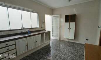 Imagem 2: Casa em Rua Senador Nilo Coelho - Jardim Vitória - Poços de Caldas/MG