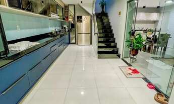 Imagem 6: Vendo casa em Cond. na Rua do Aririzal