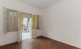 Imagem: Casa para venda em Cambuci com 5 quartos