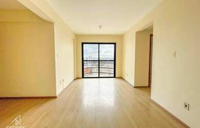 Imagem 2: Apartamento com sacada para aluguel no Centro - Pelotas/RS