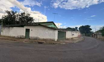 Imagem 2: Vila Acre, Casa com 3 Quartos + 341m²